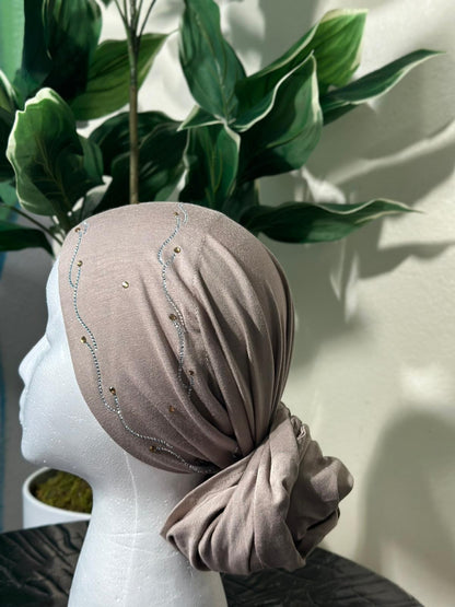 Kuwaiti Style Triangle Shape Hijab With Swarovski Crystal Outline